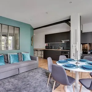  Appartement Luxury République France